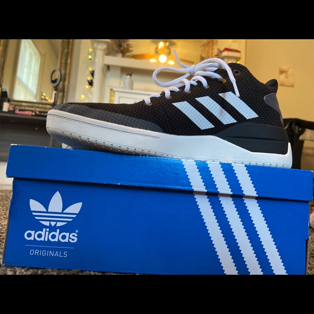 Adidas basketball- 6.5 women’s